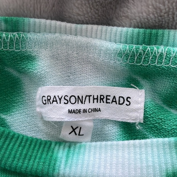 Crop Top Sweatshirt-st Patrick’s day - Picture 2 of 2